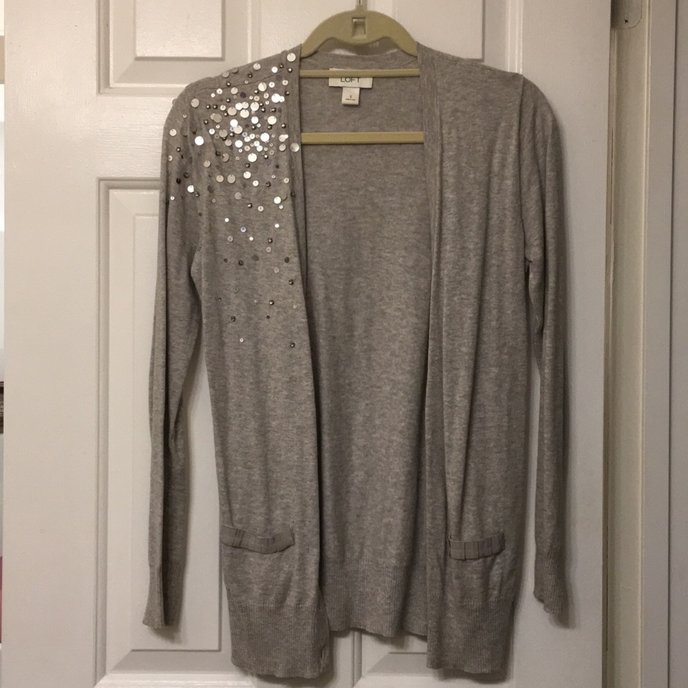 Women’s LOFT cardigan as Small. EUC